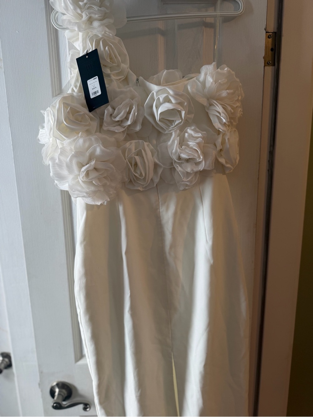White Floral Appliqué Strap dress